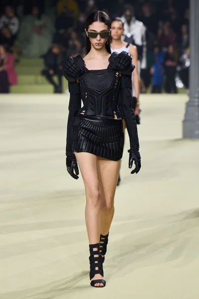Look 73